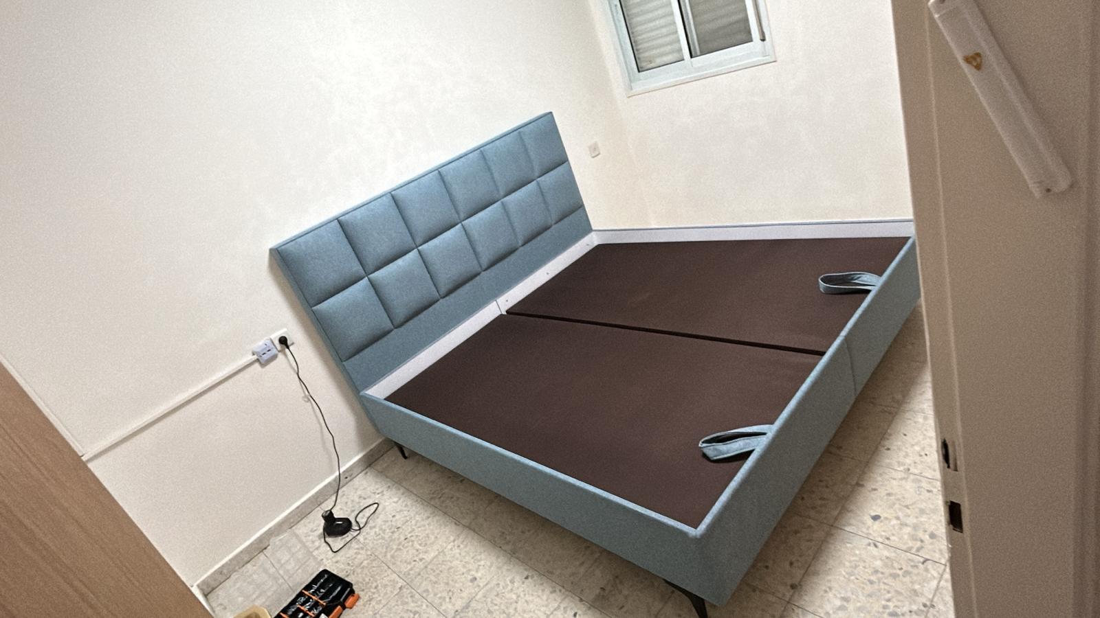 מיטה יהודית דגם קוביות